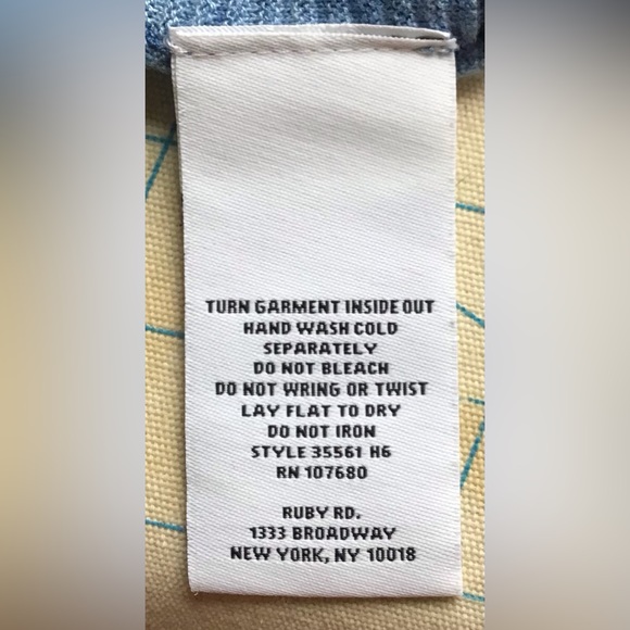 Ruby Red Size L Cardigan - Picture 5 of 5